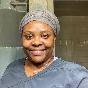 Meet your Posher, Daphnee